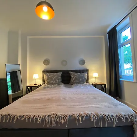 Sadebo Altstadtflair Naehe Bahnhof Apartment
