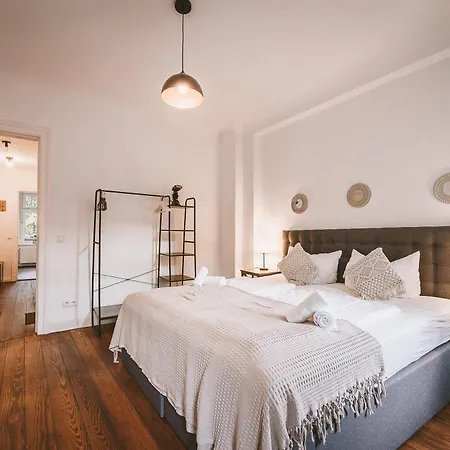 Sadebo Altstadtflair Naehe Bahnhof *