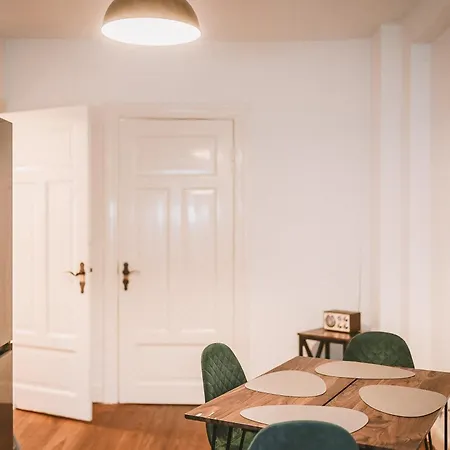 Apartamento Sadebo Altstadtflair Naehe Bahnhof Lübeck
